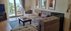 Amazing sea view apartment in the city center!
